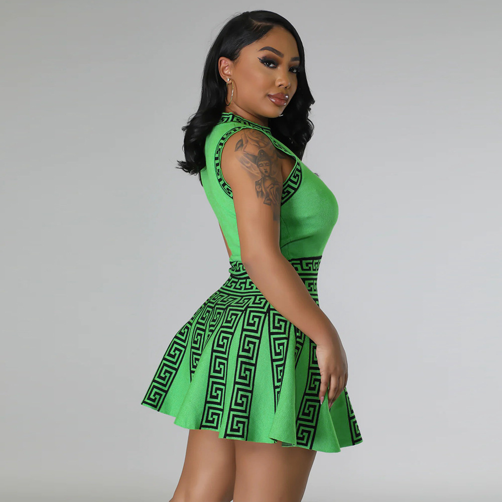 Women's Clothing Fashion crew neck sleeveless pleated dress woman_mkmklike.com