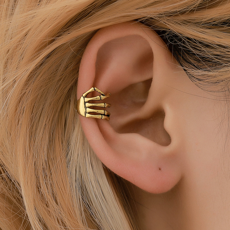 fashion personality punk style skeleton hand spine ear bone clip earrings no ear piercing ear clip ear jewelry