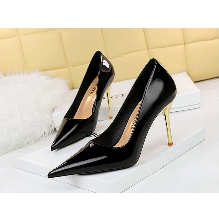 Sandalias de tacón de charol de moda, simples, de metal, súper tacón, boca baja, punta puntiaguda, brillantes, de charol, tacones altos, zapatos individuales para mujer_voghion.com