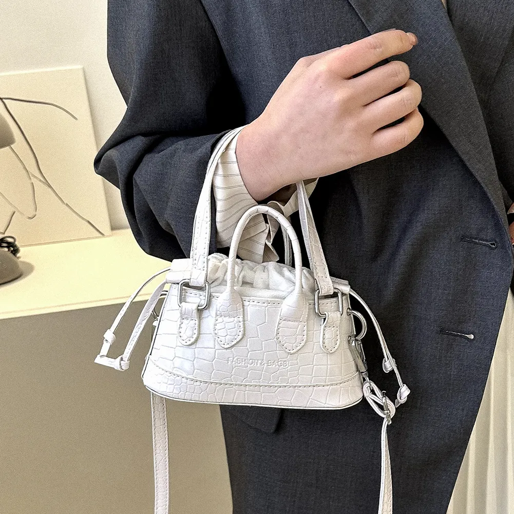 Women Messenger Solid Color Crocodile Pattern Crossbody Drawstring Fashion Capacity Girl High-quality Large Bag_voghion.com