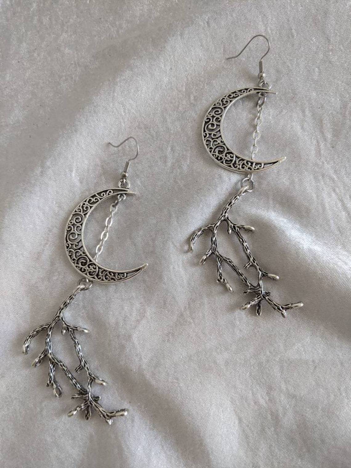 Gothic silver crescent and twig earrings_voghion.com
