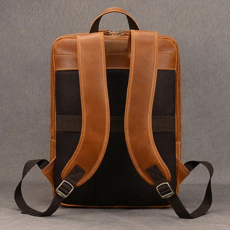 Mochila para portátil de 14" y 15,9" de piel auténtica para hombre, de piel de Caballo Loco, 240902_voghion.com