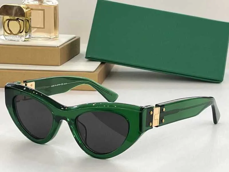 Designer-Sonnenbrillen für Männer und Frauen 114S Designer-Stil Anti-Ultraviolett Retro-Platte Vollrahmen-Brille Zufallsbox 114_voghion.com