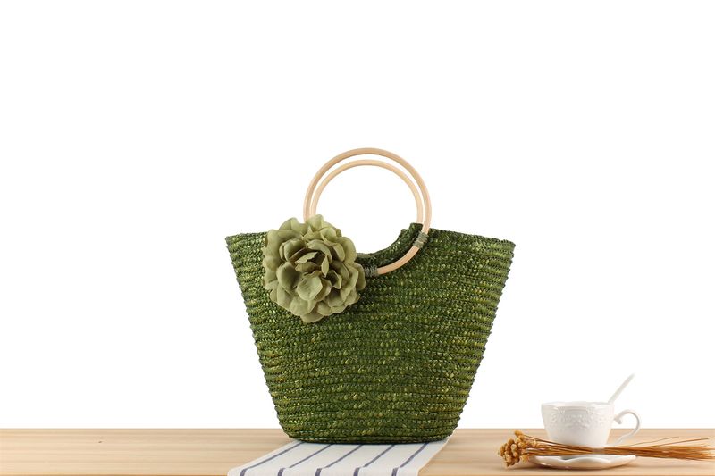 Neue handgewebte Rattan mit Blumen großem Fassungsvermögen und gewebter Tasche aus Stroh für den Strandurlaub_voghion.com