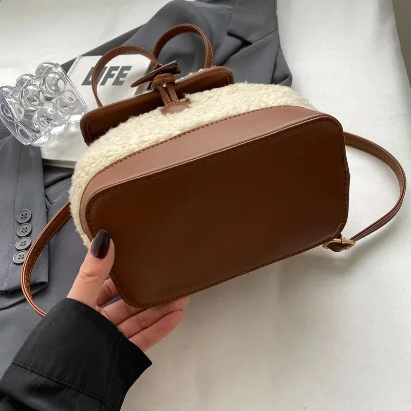 Winter Warm Lamb Wool Women Backpack Fashion er Plush Handbag Anti Theft Backbag Lady Casual Shoulder Crossbody Bag_voghion.com