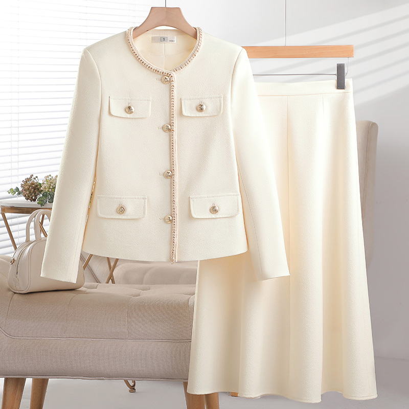 Vêtements pour femmes, nouveau style tendance au début de l'automne, vêtements haut de gamme, sens de la réduction de l'âge, cette année, jupe de costume deux pièces populaire