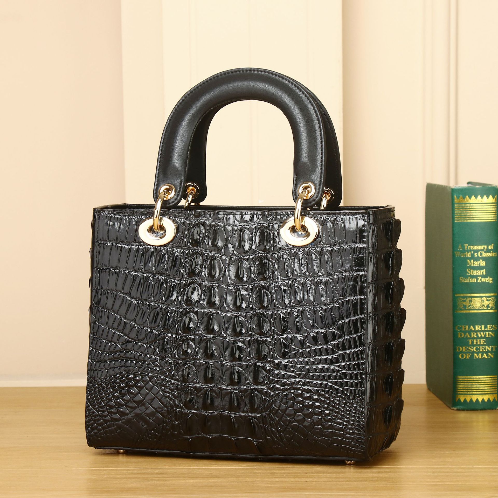 Classic Women's Handbag With Crocodile Pattern Shoulder Cross Body_voghion.com