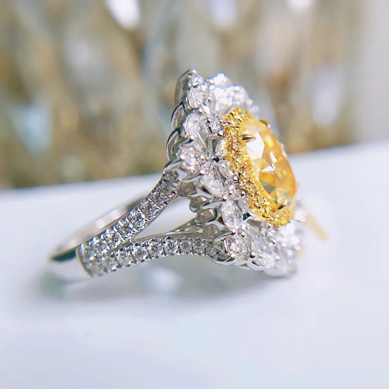 New Haute Couture Large Pigeon Egg Ring Imported Synthetic Asscher Yellow Dia Colored Stone Jewelry_voghion.com