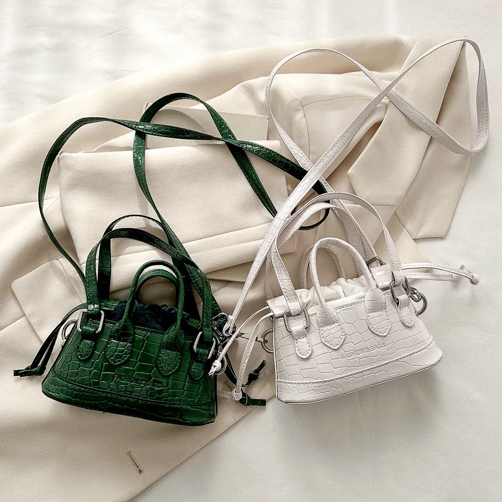 Women Messenger Solid Color Crocodile Pattern Crossbody Drawstring Fashion Capacity Girl High-quality Large Bag_voghion.com
