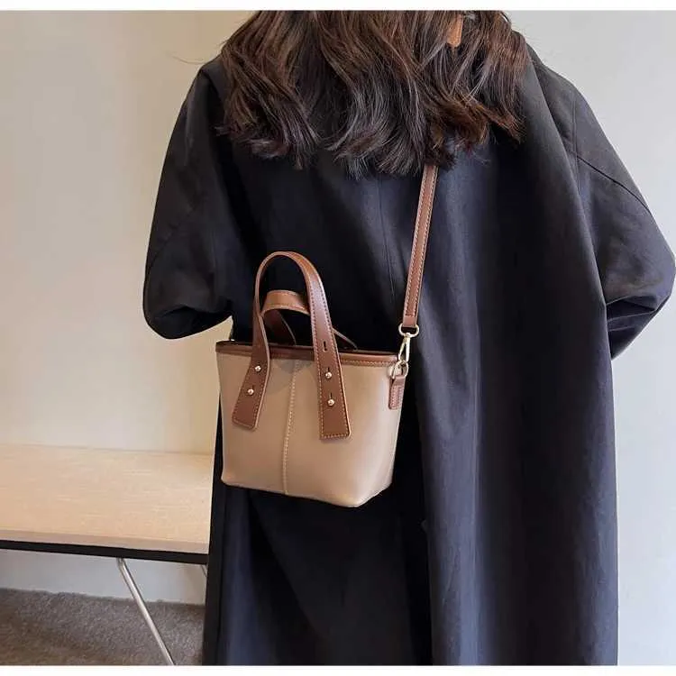 Retro Women Pu Leather Bucket Solid Soft Large Capacity Female Crossbody Bag All-match Lady Commute Messenger Shoulder_voghion.com
