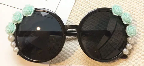 Wholesale-Designer Unique Flower Round Sunglasses Women Beach Glasses Fashion Accessories for Summer Gift Time Limit_voghion.com