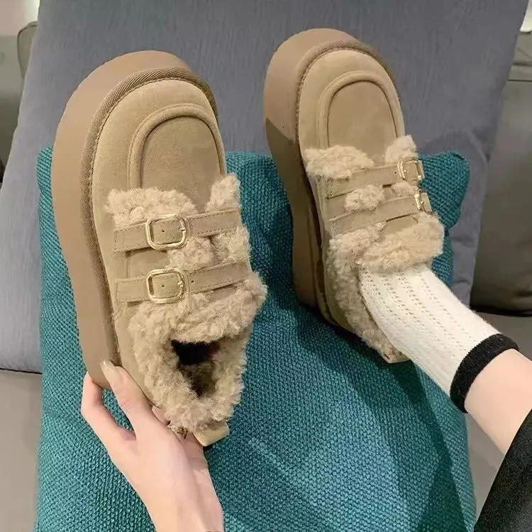2024 New Fashionable Lazy Thick Soled For Women's Winter Outerwear, One Step Stepping Snow Cotton Shoes, Retro Plush_voghion.com