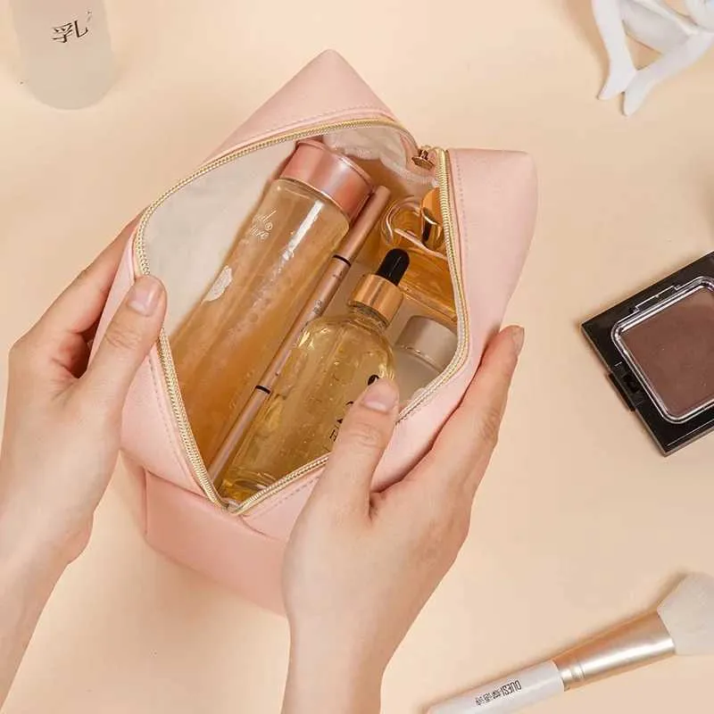 Trousse de maquillage de voyage portable de grande capacité pour femmes et filles, organisateurs de salle de bain, compartiments de rangement pour femmes Ins Ne_voghion.com