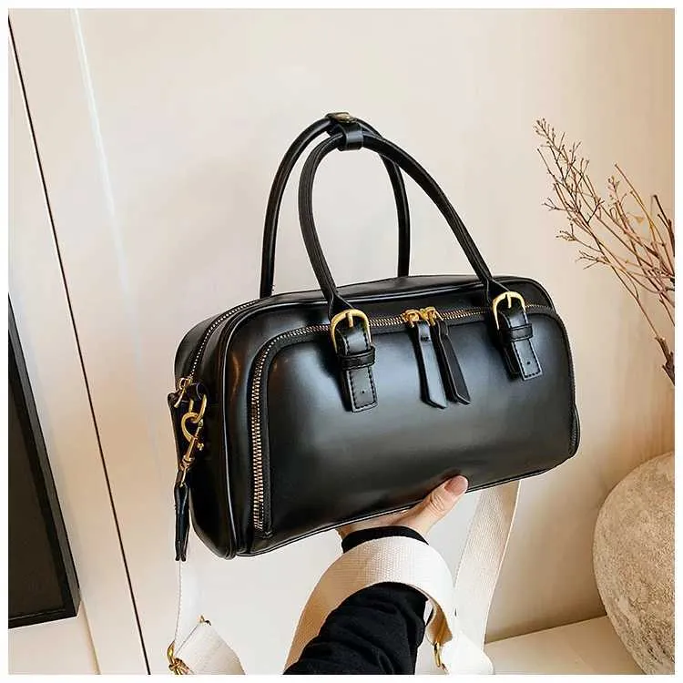 Vintage Handbags for Women Solid Pu Leather s Large Capacity Female Commute Wide Strap Crossbody Packs 2024 NewC241212_voghion.com