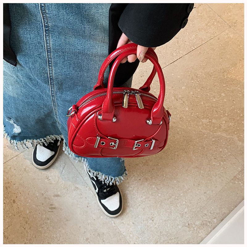 Modische Bowlingtasche zum Miehmen für Damen im Sommer 2024, neue, einfache und vielseitige Umhän,_voghion.com