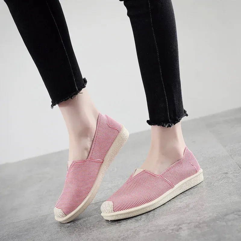 Summer En Flat Women Lightweight Breathable Fisherman Ladies Soft Casual Shoes Slip On Lazy Loafers 2024_voghion.com