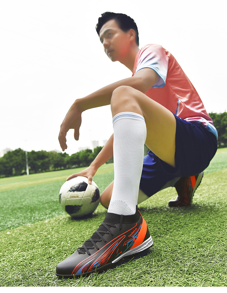 Männer Fussballschong Topqualitéit Fussballschong Turf Indoor Ultraleicht Training Rutschfest Futsal Hot Selling Héichqualitativ_voghion.com