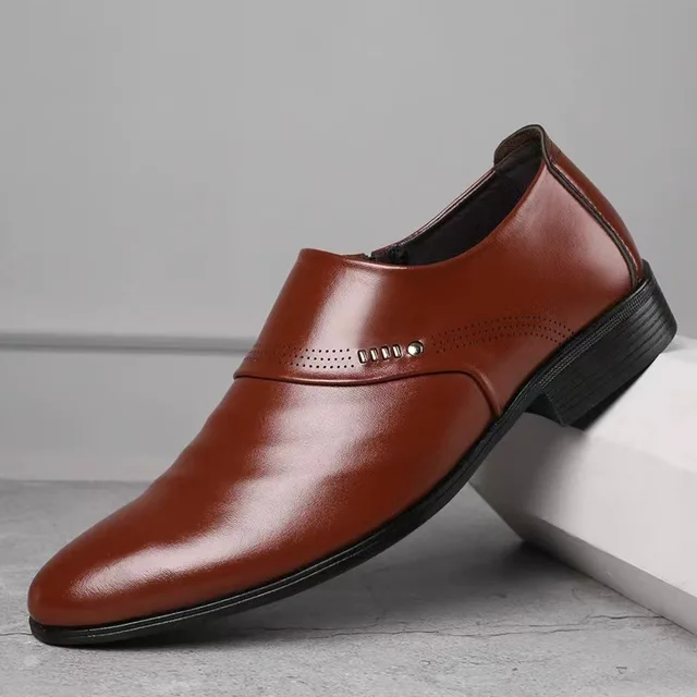 Männer Kleid Schuhe Casual Mode Herren Männlichen Party Turnschuhe Plus Größe Slip Schwarz Leder Loafer Sapato Social Mascuo_voghion.com