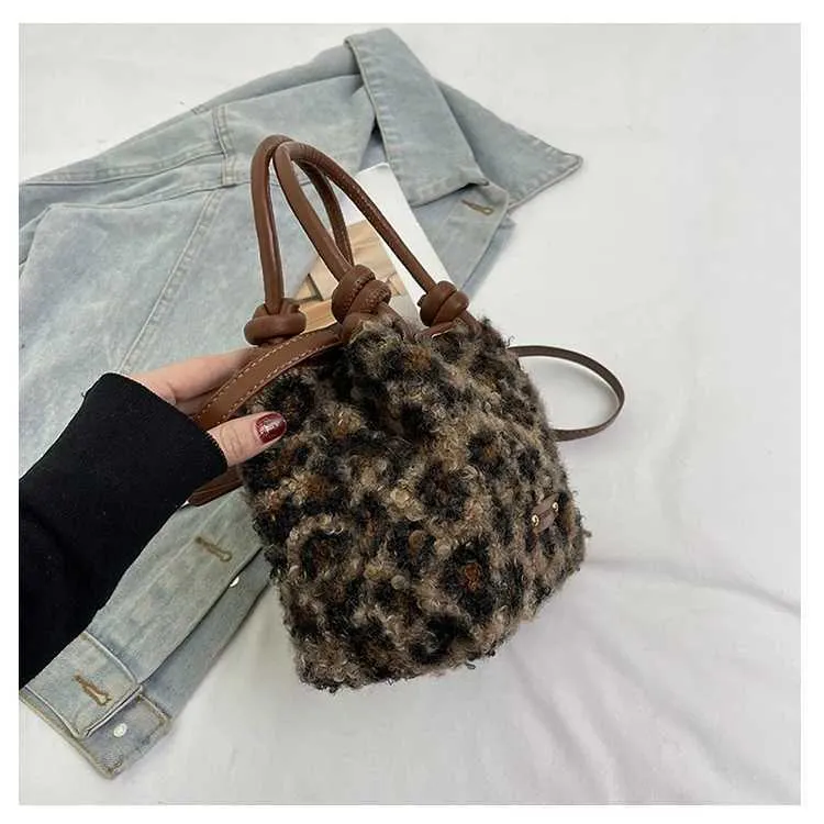 Sac messager à texture léopard pour femme, sac seau tendance, haut de gamme, collection automne-hiver 2024, Y241115_voghion.com