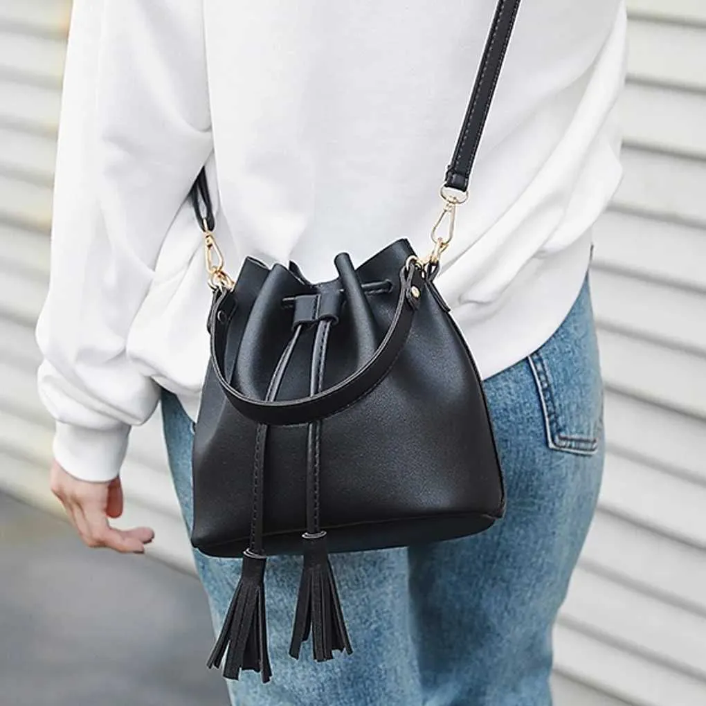 Fashion PU Leather Tassel Drstring Crossbody Kwastje Emmer Handtas Women Solid Color Shoulder Bag SmallC241103_voghion.com