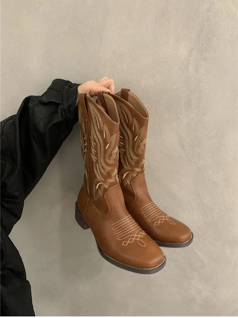Stivali da cowgirl western da donna con ricami in stile retrò, alla moda, con cerniere, stivaletti a metà polpaccio, tacchi quadrati, scarpe autunnali e invernali_voghion.com