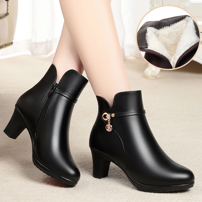 Women Middle Aged Boots Warm Cotton Leather Autumn And Winter Women’s Shoes