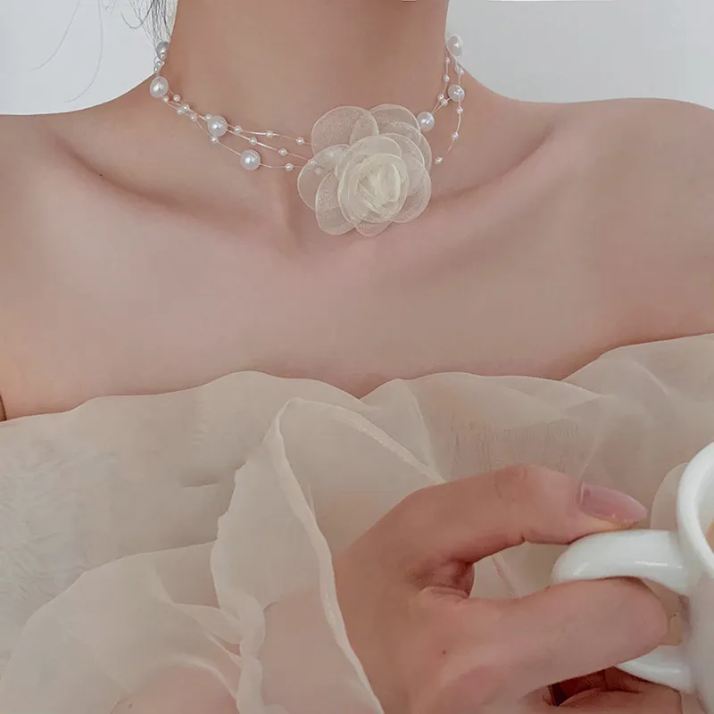 Chaînes Français Romantique Noir Et Blanc Ras Du Cou Fleur Collier De Perles Femme Été Clavicule Chaîne_voghion.com