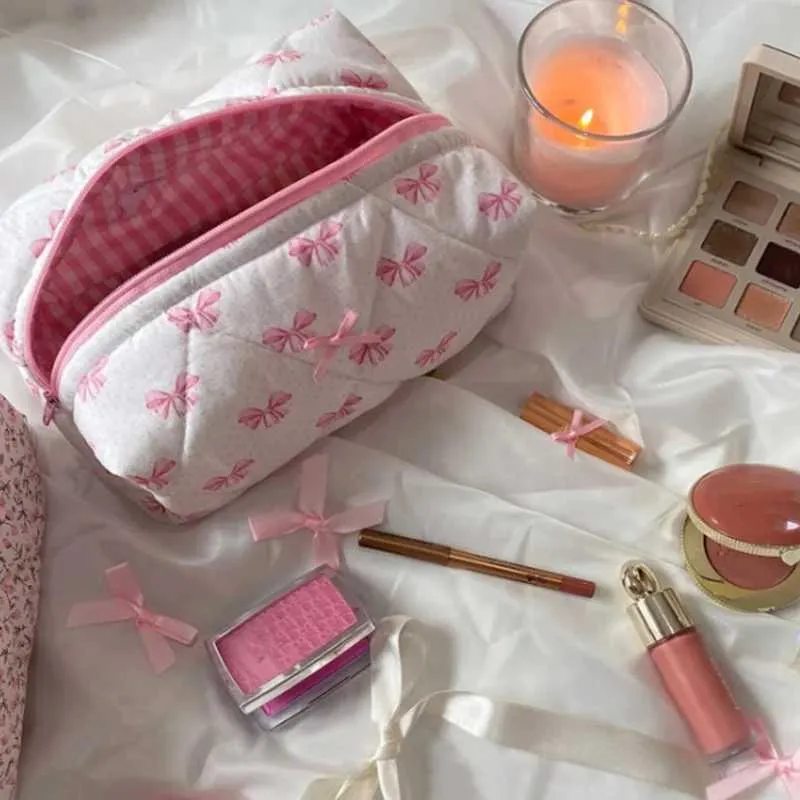 Cute cartoon bow portable travel makeup sweet high-capacity beauty storage fashionable washing bag gift Y241023_voghion.com