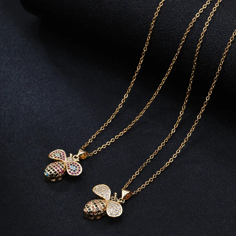 Collane con ciondolo Catena in acciaio inossidabile Rame intarsiato Zircone colorato Collana ape per donna Collana con ciondolo iniziale_voghion.com