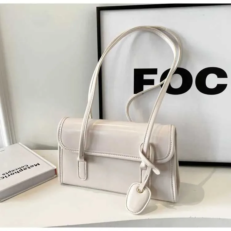 Sac à aisselles de grande capacité 2024 Nouveau High Sense Femmes Polyvalent Automne et Hiver Mode Populaire Portable Épaule_voghion.com