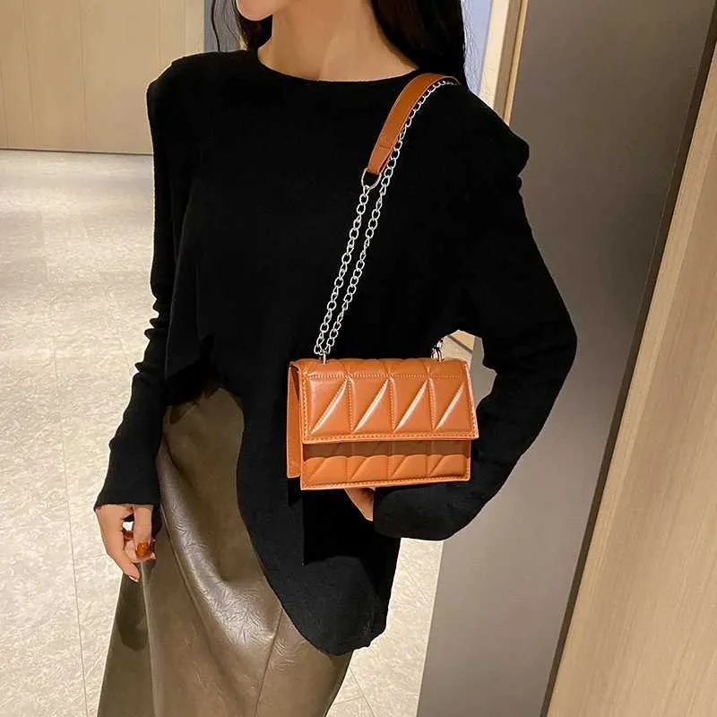 Borsa a spalla designer da donna, borsa a mano in ecopelle con catena_voghion.com