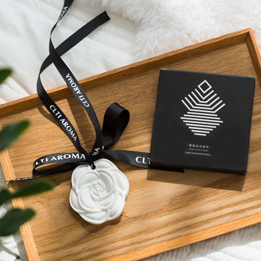 3pcs Flower Aromatherapy Diffuser Stone For Home/car, With British Pear & Sweet Celandine Fragrance Scented Plaster Chips, Solid Air Freshener Hanging Decoration For Cabinet & Clothes_voghion.com