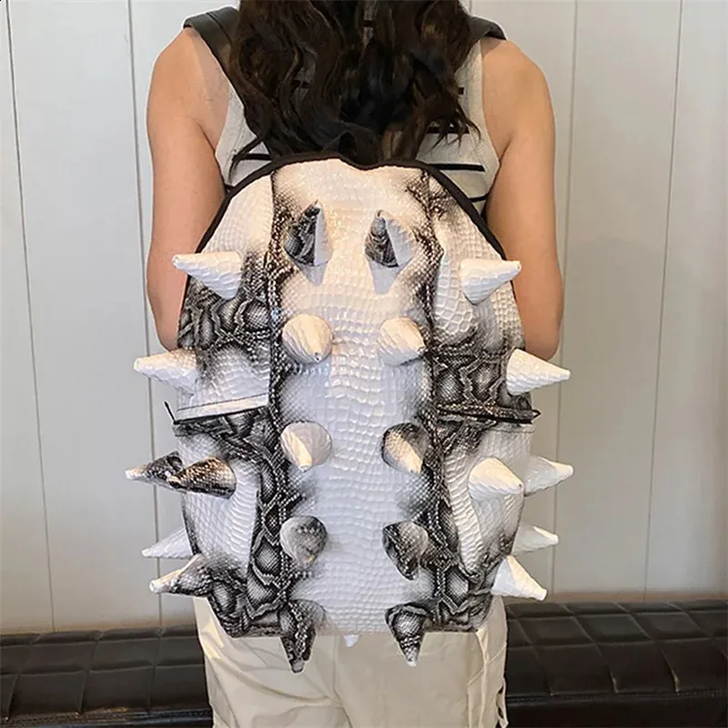 Rucksack in Igelform für Damen und Herren, großes Fassungsvermögen, leicht, einzigartiger Tagesrucksack mit Spikes, Büchertasche für Schule, Reisen und Outdoor_voghion.com