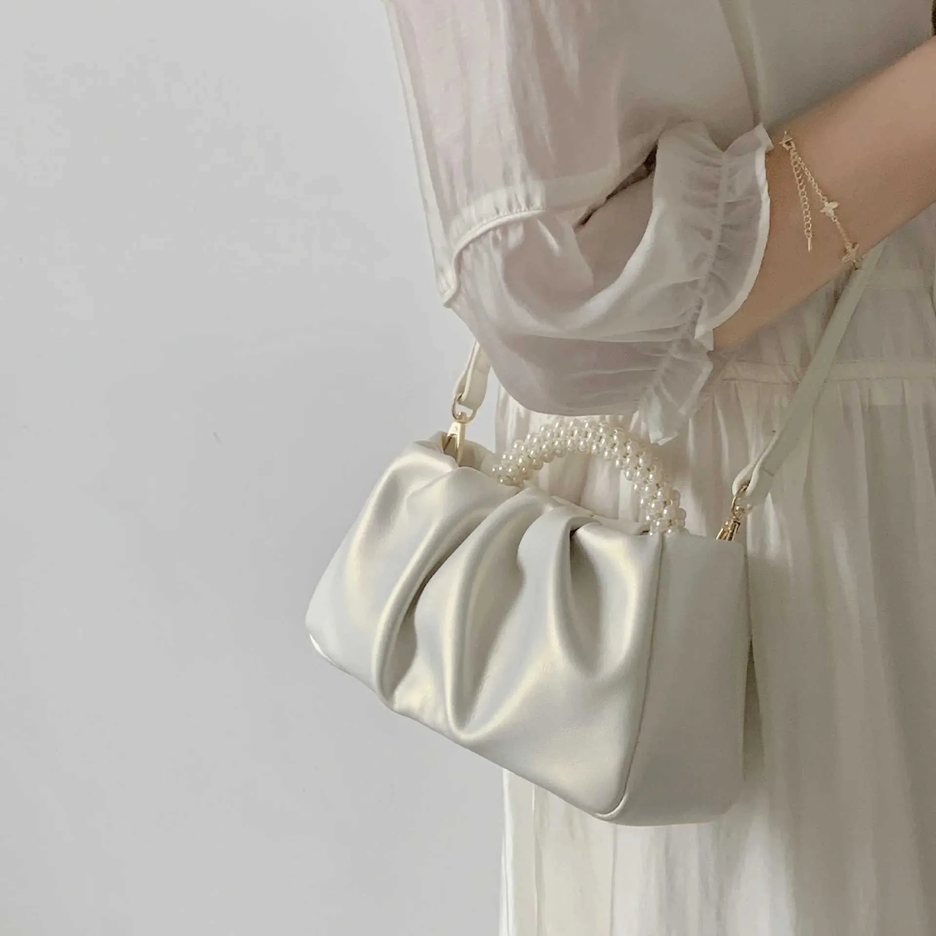 Borsa clutch con manico di perle borsa a spalla quadrata donna_voghion.com