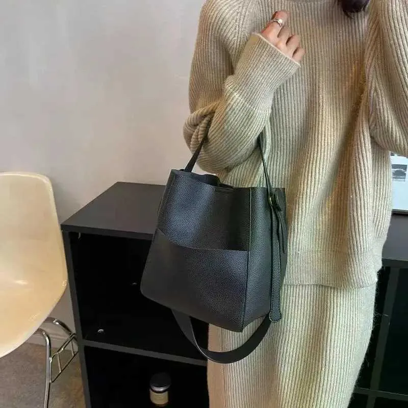 Eimer-Schulter-Seitentaschen für Frauen 2024 Weibliche Designer Trend Kleine Leder Umhängetasche Geldbörsen und HandtaschenC241105_voghion.com