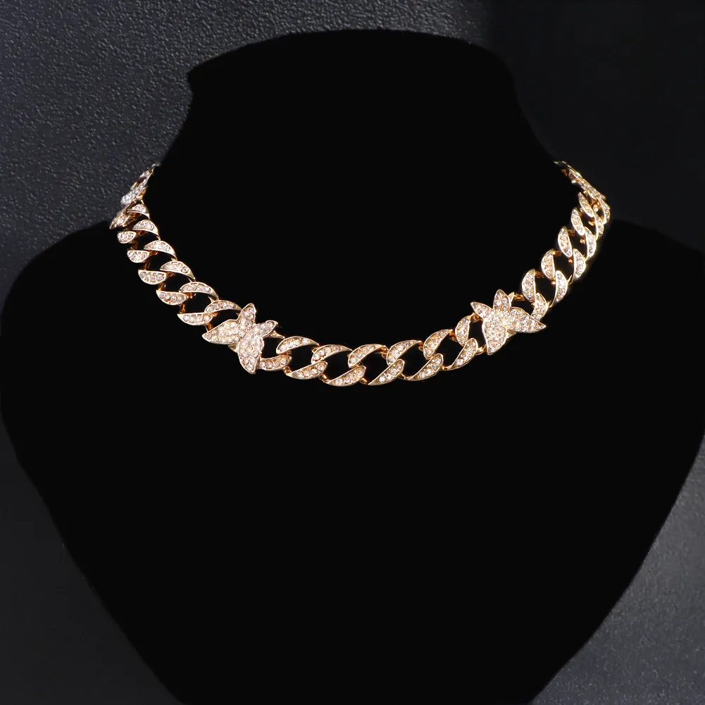 Colar choker cuban link iced out para mulher cor dourada com strass_voghion.com