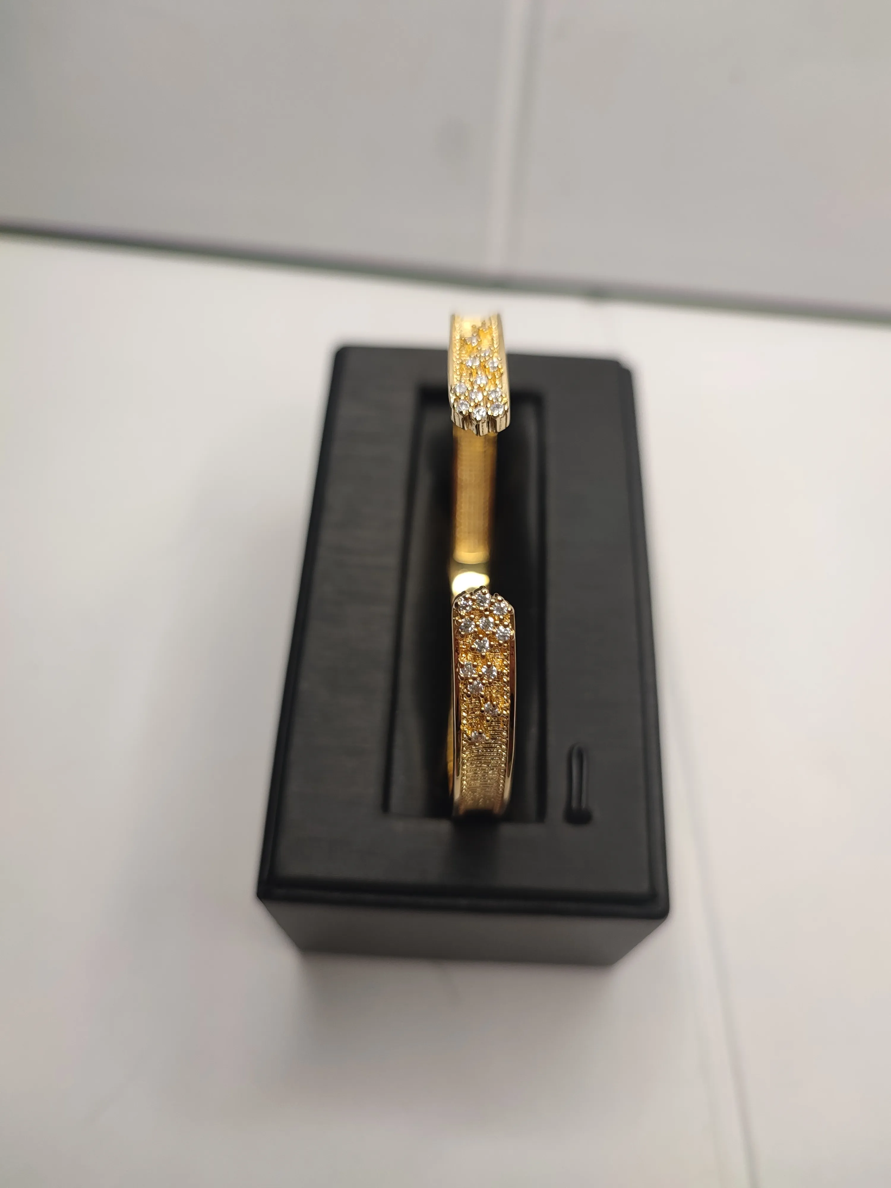 armband bangle Openingspatroon designer sieraden femme sier set diamant Liefde horloges Vrouwen Mannen koppel armbanden goud_voghion.com