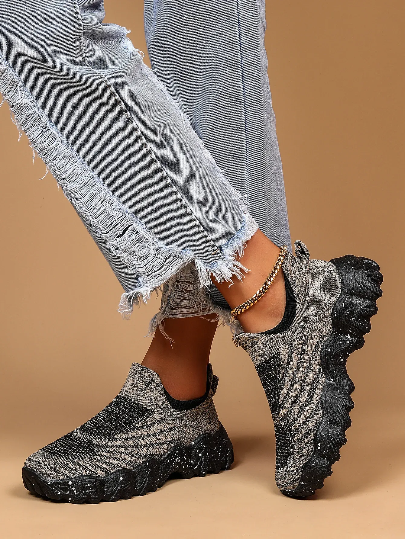 Scarpe da donna grandi dimensioni in rete traspirante Fly Weaving Platform Sole Sport Sneakers Baskets Femme Casual Slip on ato_voghion.com