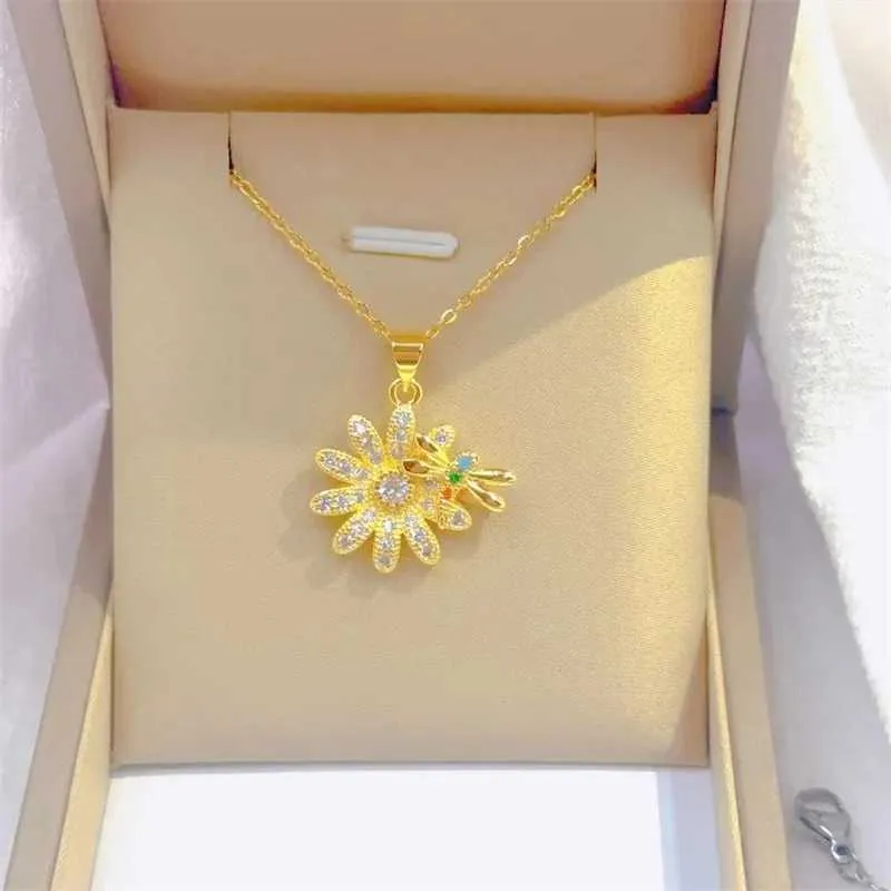 Collane con ciondolo alla moda e belle, collana con piccolo crisantemo, squisita personalità retrò, ape in acciaio inossidabile_voghion.com