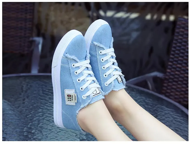 Canvas 2025 Designer Atmungsaktive weiße Sportschuhe für den Außenbereich Rutschfeste Freizeitschuhe Flache Schuhe Damen Sokofy Loafers Atillas Muje_voghion.com