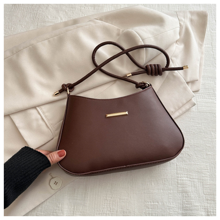Popular Small Bag Women's Bag 2024 Spring New Versatile Small Square Bag Fashion Candy Color Single Shoulder Underarm Bag_voghion.com