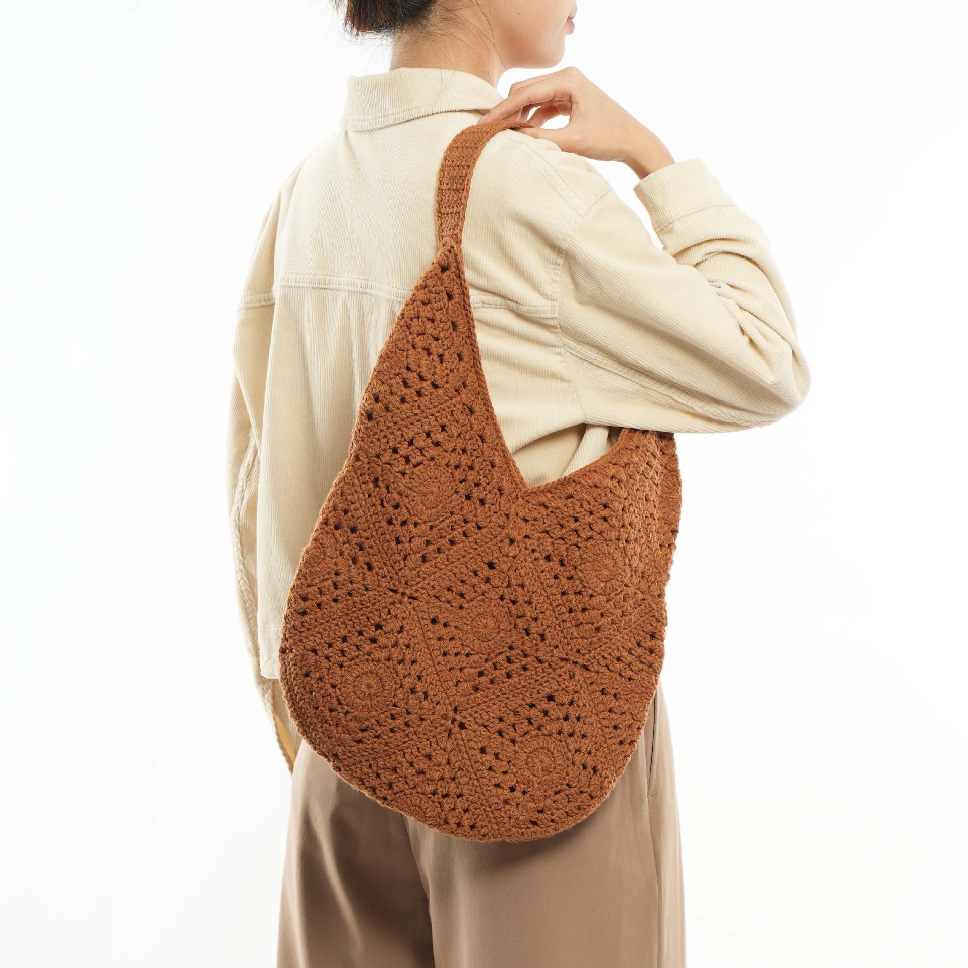 Produttori all'ingrosso fatti a mano all'uncinetto lana fiore cavo nonna griglia stile etnico borsa a tracolla hobo borsa_voghion.com