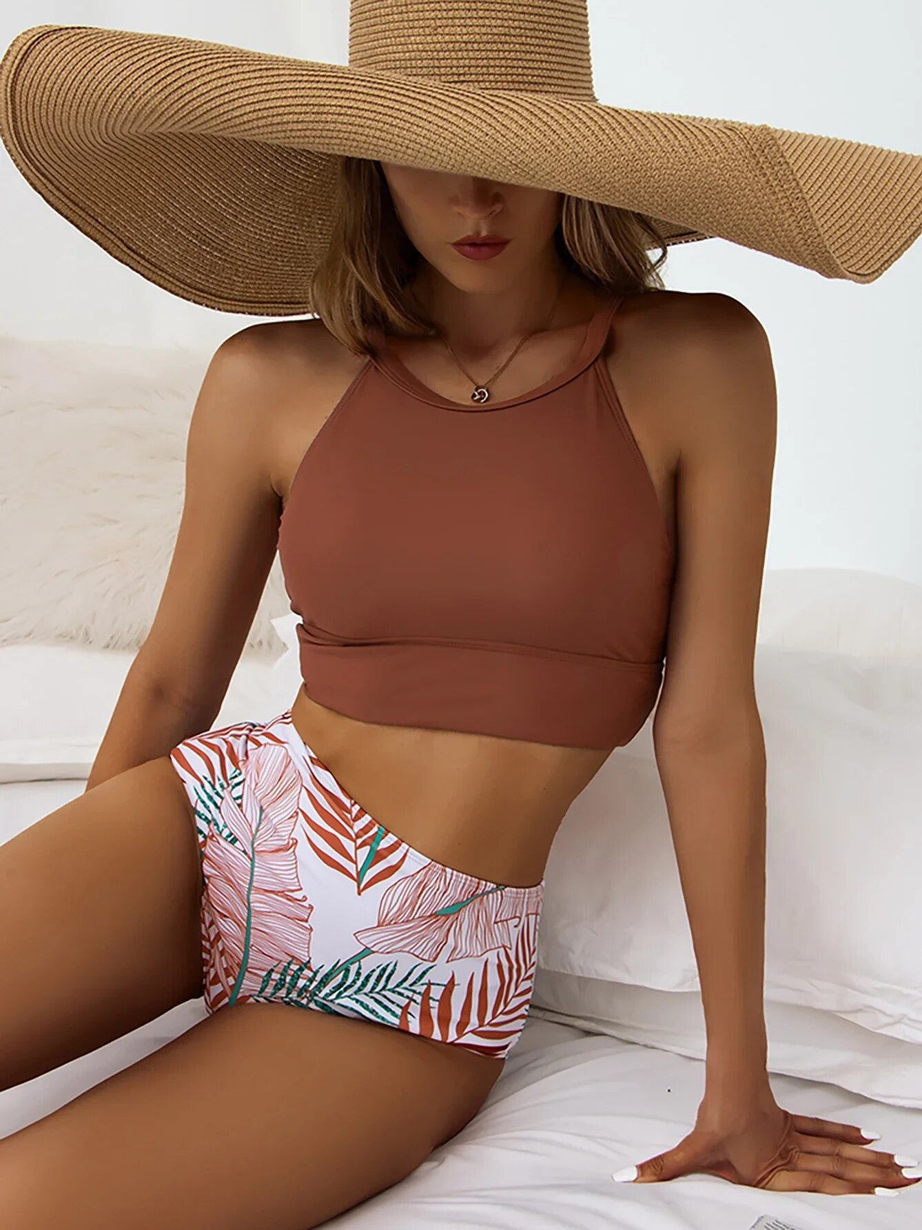 Maillot de bain deux pièces pour femme, bikini sexy, col haut, taille haute, ensemble deux pièces, vêtements de plage pour la plage, 2024_voghion.com