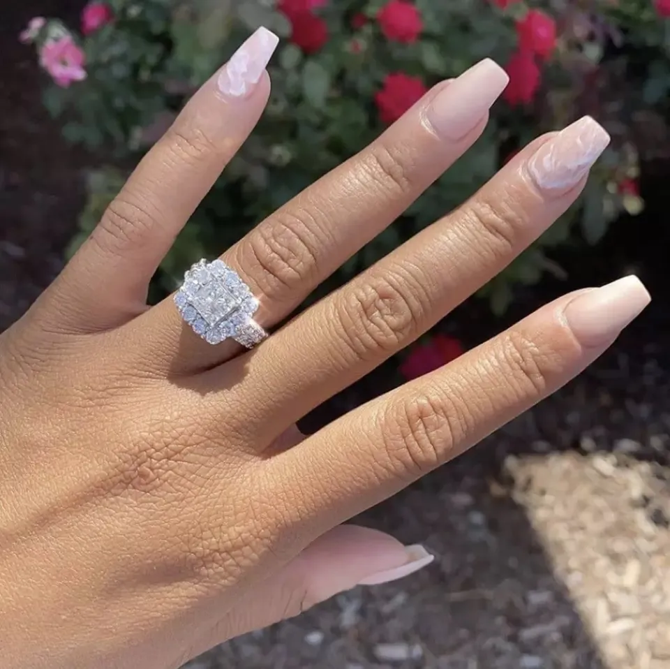 Quadratischer Diamant-Zirkonia-Hochzeits-Verlobungsschmuck, exquisite Textur, zarte Accessoires, Vintage Court Promise_voghion.com