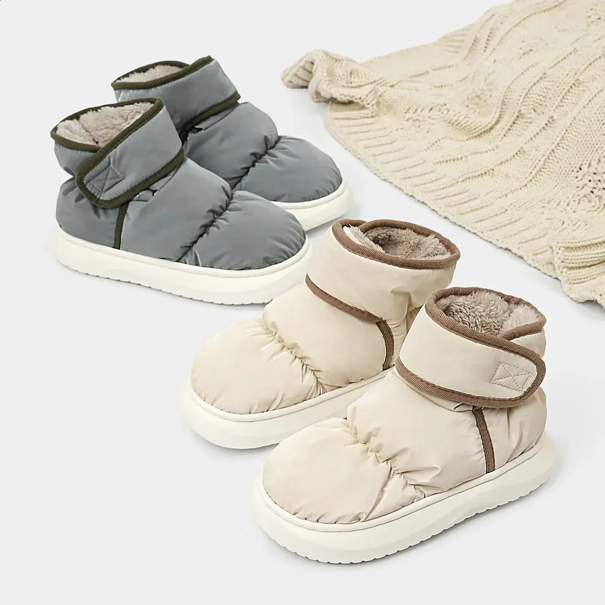 Bottines d'hiver chaudes, épaisses, en peluche, imperméables, antidérapantes, en coton, rembourrées, pour femme_voghion.com