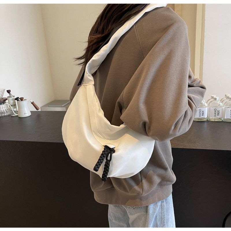 2024 Neue lässige, vielseitige, leichte Canvas-Tasche für Damen, einfache und modische Knödeltasche, große Kapazität,_voghion.com