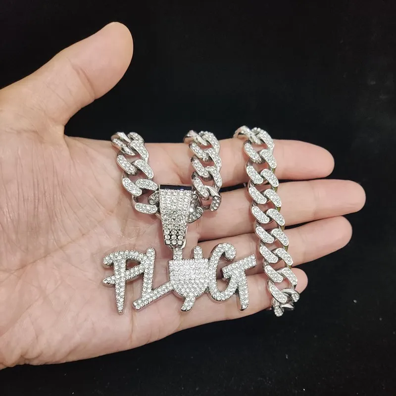 Colliers pendentifs hommes femmes Hip Hop PLUG collier lettre avec chaîne cubaine en cristal de 13 mm HipHop Iced Out Bling Fashion_voghion.com