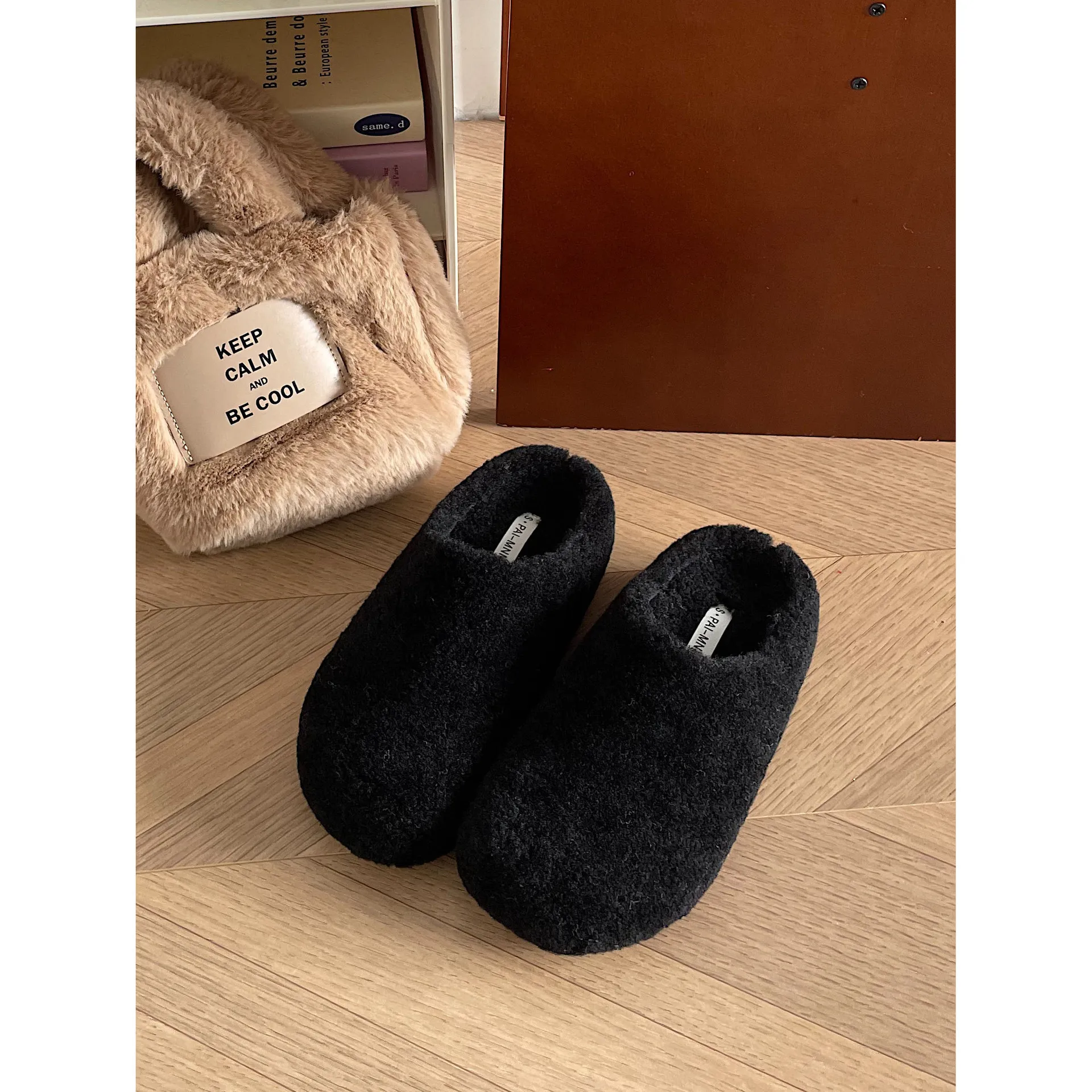 Pantofole donna pelose invernali comode ciabatte a punta chiusa_voghion.com