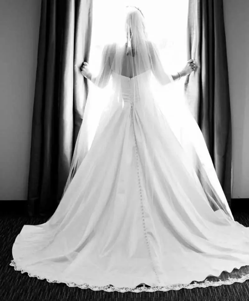 Haarschmuck Elegante Accessoires Tüll Hochzeit Spitzenrand Kathedrale Elfenbeinweiß Brautschleier mit Kamm Veu De Noiva Longo_voghion.com