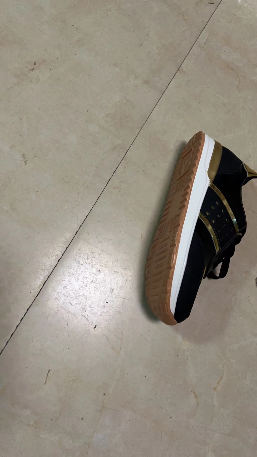 Sports shoes women's large size thick bottom color matching  casual low top sports shoes in stock_voghion.com